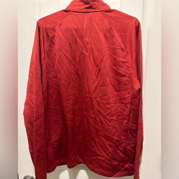 The North Face Mens Red 1/2 zip pullover. Size Large - Picture 4 of 4